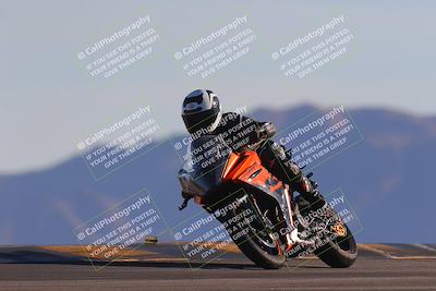 media/Nov-06-2023-Moto Forza (Mon) [[ce023d0744]]/4-Beginner Group/Session 5 (Turn 9)/